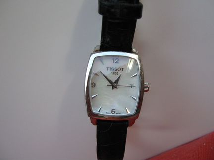 Tissot everytime T057.910.A дамские часы