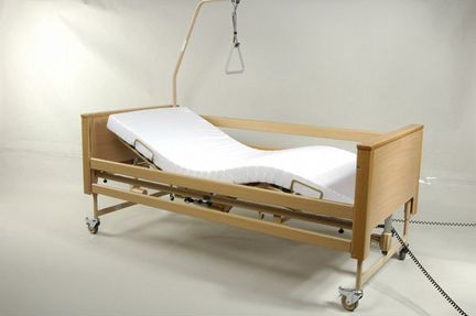 Продается кровать медицинская ортопедическая