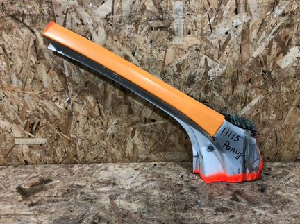 Стойка крыши правая Skoda Rapid