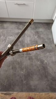 Гибкий газовый шланг