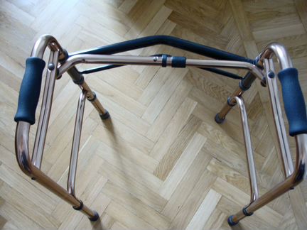 Ходунки для взрослых