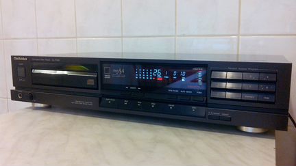 Technics SL-P420A black. CD проигрыватель