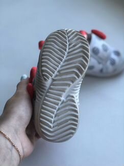 Кроссовки adidas