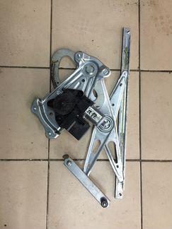 Рено Флюенс стеклоподъемник п.п 807200013R