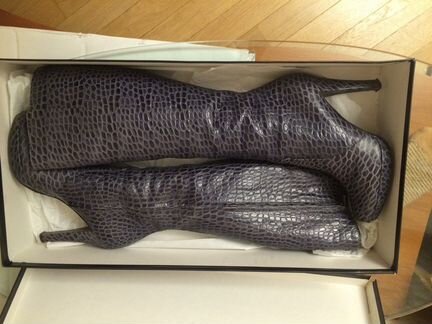 Сапоги, Италия