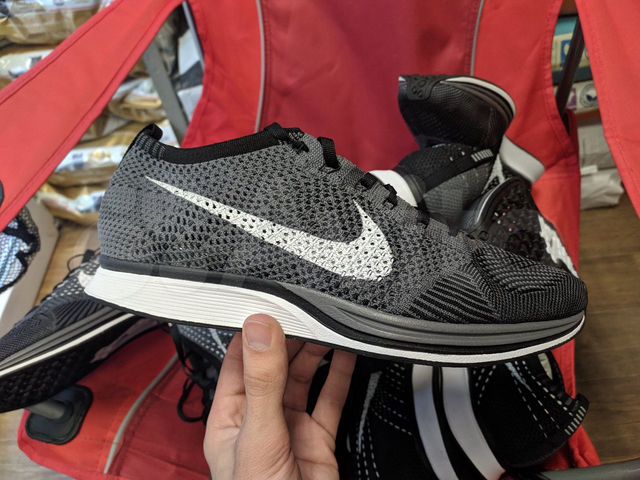 Кроссовки Nike Flyknit Racer Dark Grey 