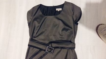 Платье с коротким рукавом сидит идеально р.52-54