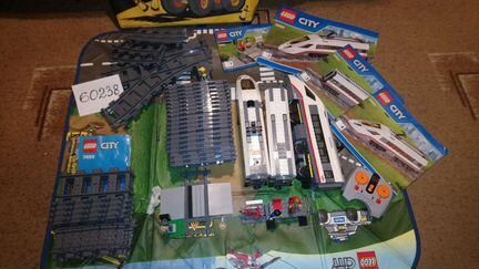 Lego электропоезд 60051 + доп. рельсы 7499 + 60238