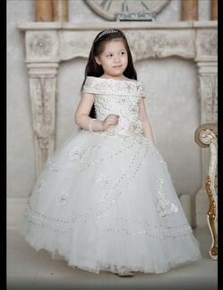 Бальное платье