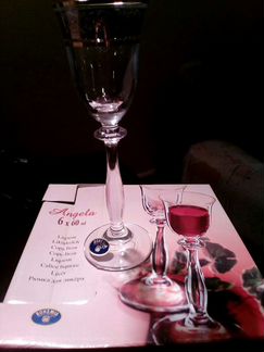 Рюмки бокалы