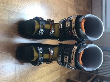 Горнолыжные ботинки Salomon