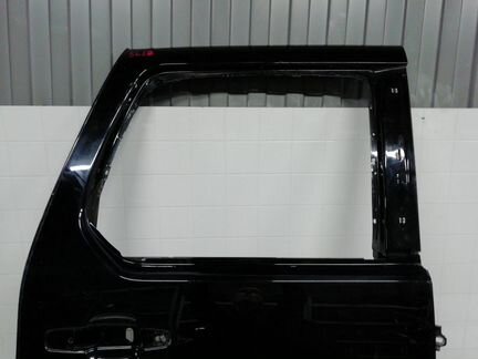 Дверь задняя правая Cadillac Escalade 3 2007-2014