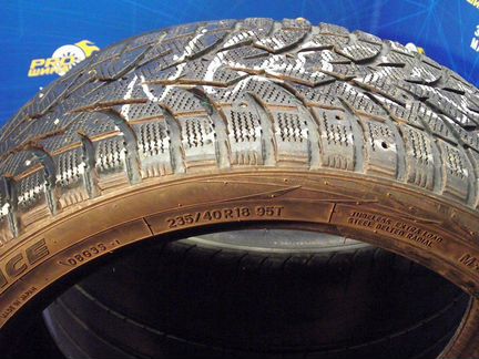 Зимняя шина R18 235 40 18 Toyo Observe G3-ICE