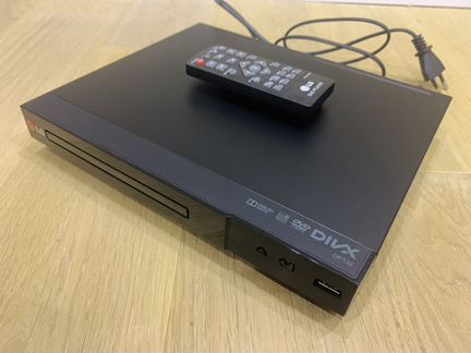 Компактный плеер DVD LG DP132