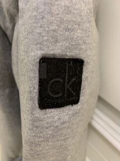 Куртка Пуховик жен р 44 Calvin Klein