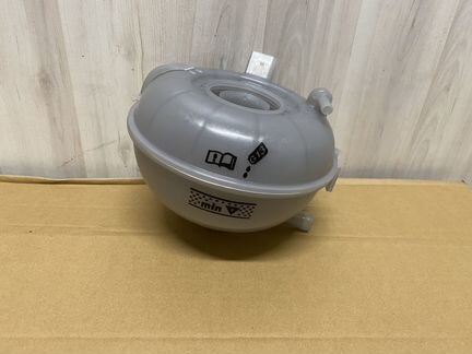 Skoda octavia A7 расширительный бачок