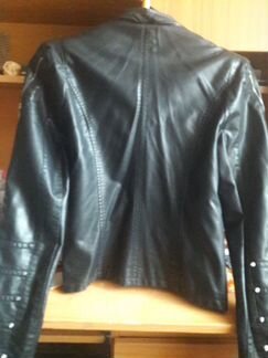 Продам куртку из эко кожи б/у в отличном состоянии