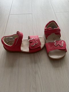 Сандали Clarks новые