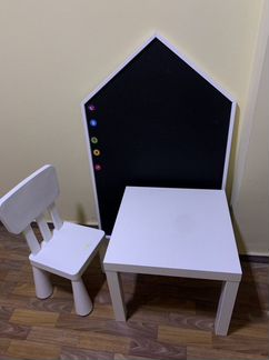 Детская мебель, столик, стульчик и доска для рисов