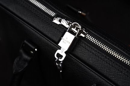 Портфель Louis Vuitton