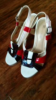 Босоножки Renaissance 36 р