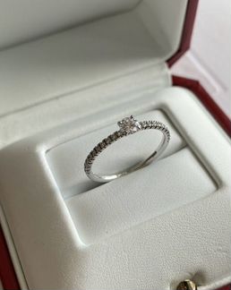 Золотое кольцо Cartier 0.4 ct 2.7 гр