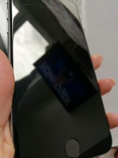 Телефон iPhone