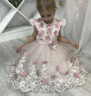 Праздничное платье для девочки