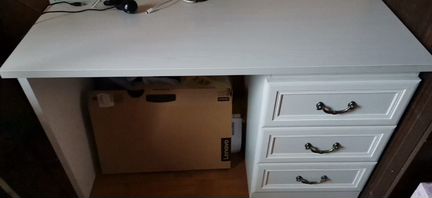 Письменный стол