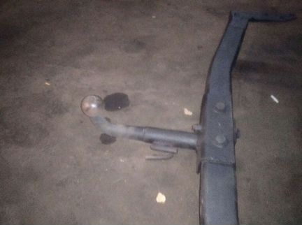 Фаркоп от Вольво 740,940