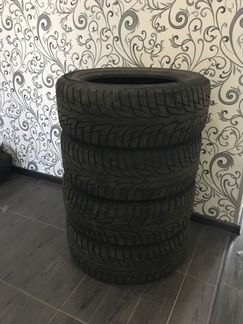 Зимние шины 205*55 R16