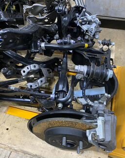 Задний рычаг Toyota Prius Hybrid 2018-2020