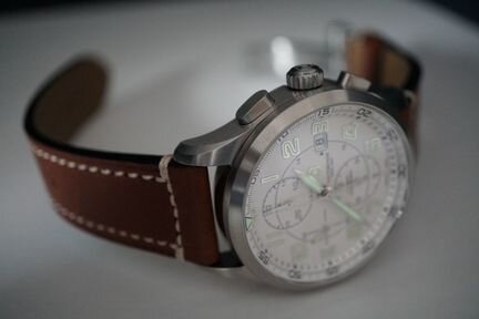 Хронограф пилот Victorinox механика новый