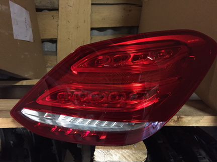 Фонарь задний левый Mercedes-Benz C-class W205