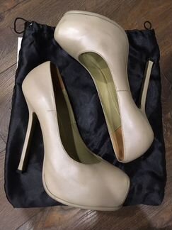 Туфли Yves Saint Laurent бежевые, размер 39