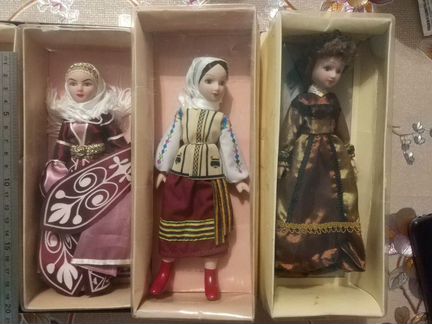 Фаpфоpовые куколы «Дамы эпоxи»