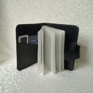 Кожаная визитница 