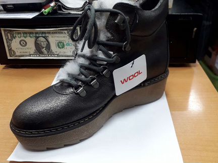 Ботинки женские