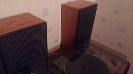 Продам колонки 15ас404