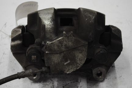 Суппорт тормозной передний левый Volvo XC90 2016