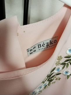 Платье женское