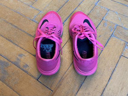 Кроссовки Nike