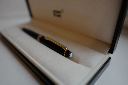 Шариковая ручка Montblanc Meisterstck Classique