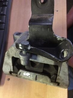 Опора двигателя Ауди A3 TT Фольксваген 1K0199262AF