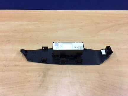 Блок стеклоподъемника передний правый Мазда 6 gj m