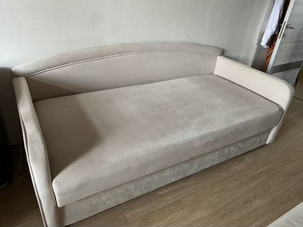 Кушетка кровать
