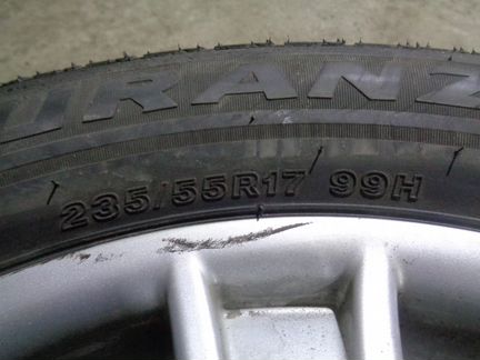 235 55 17 Bridgestone Turanza EL 42