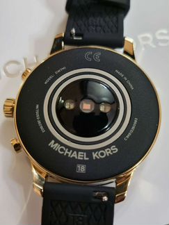 Смарт часы michael kors