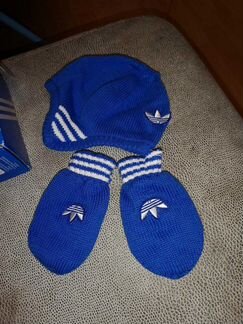 Набор Adidas шапочка и варежки. Новый. Оригинал