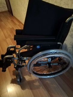 Инвалидная коляска